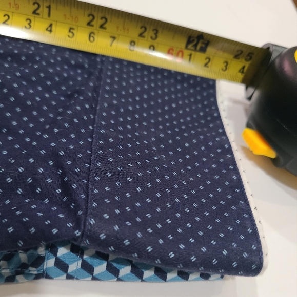 Lot Of 2 Men's Button-Up Shirts Sz.L - Picture 6 of 8